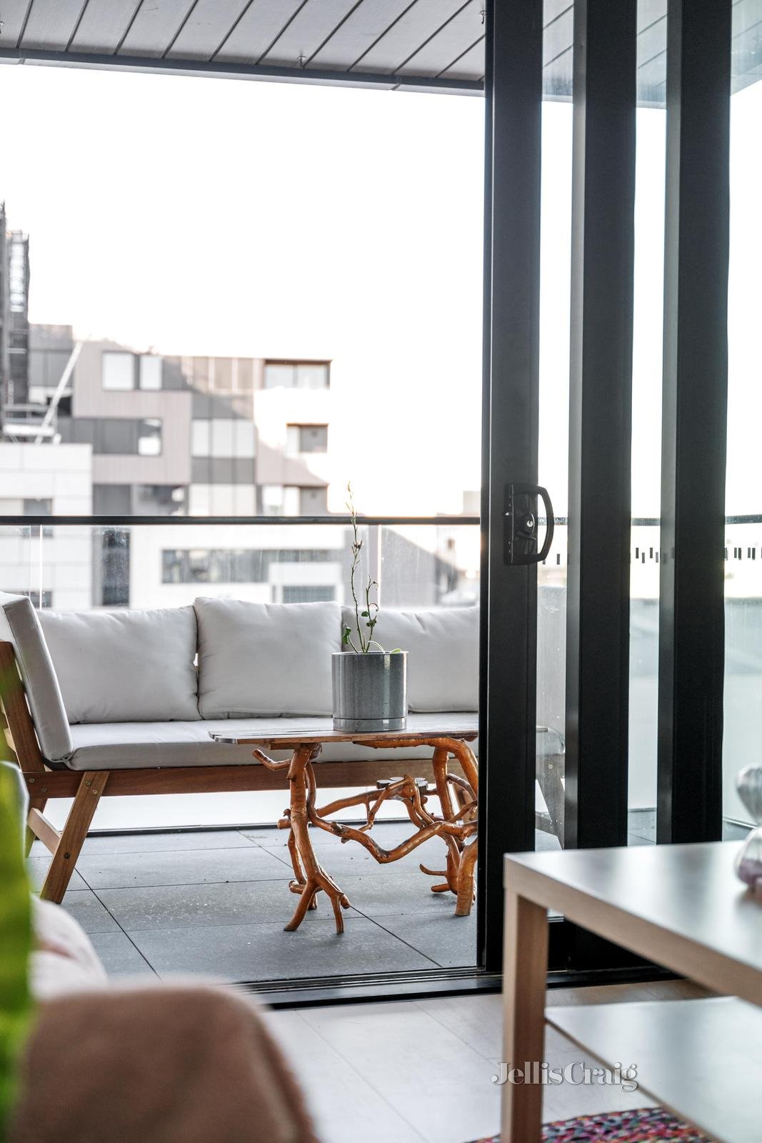 407/10-16 Lilydale Grove, Hawthorn East image 6