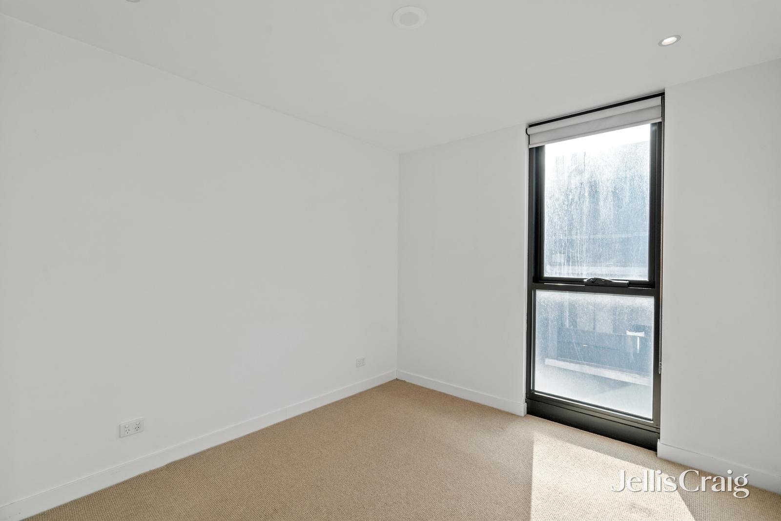 407/20 Queen Street, Blackburn image 4
