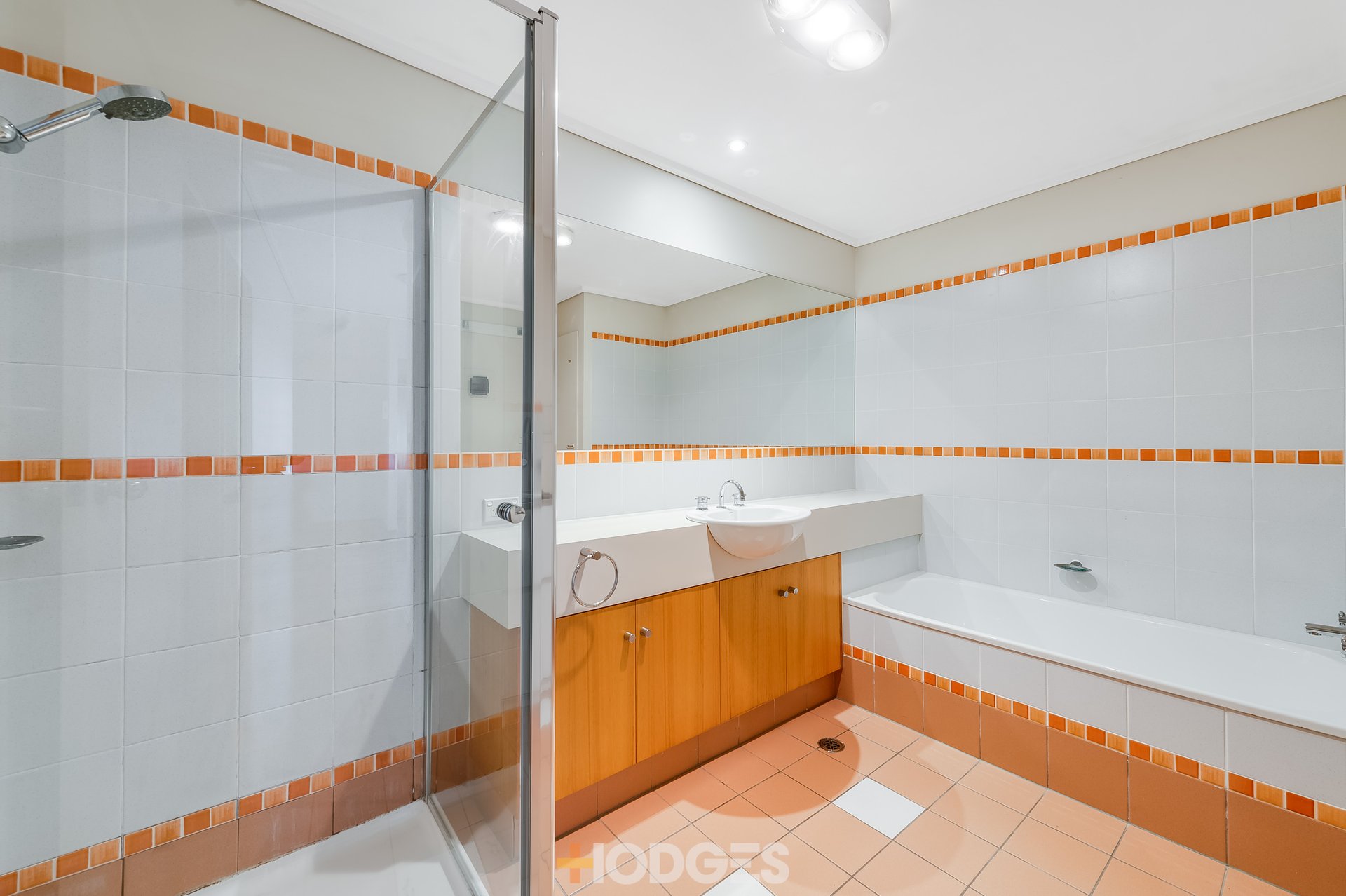 407 / 23 Queens Road MELBOURNE