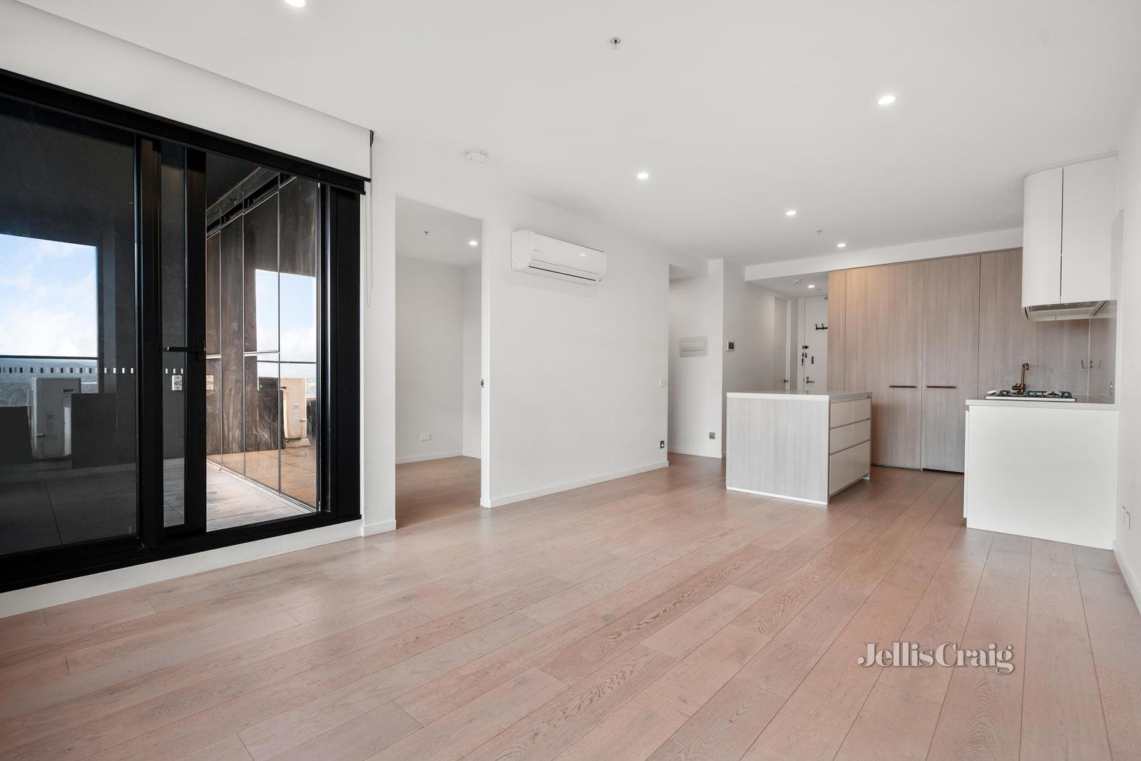 407/25 Osullivan Road, Glen Waverley image 2