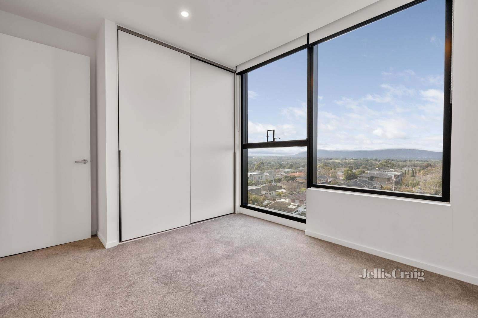 407/25 Osullivan Road, Glen Waverley image 7