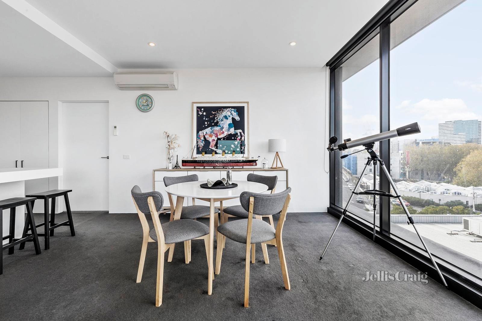 407/255 Racecourse Road, Kensington image 3