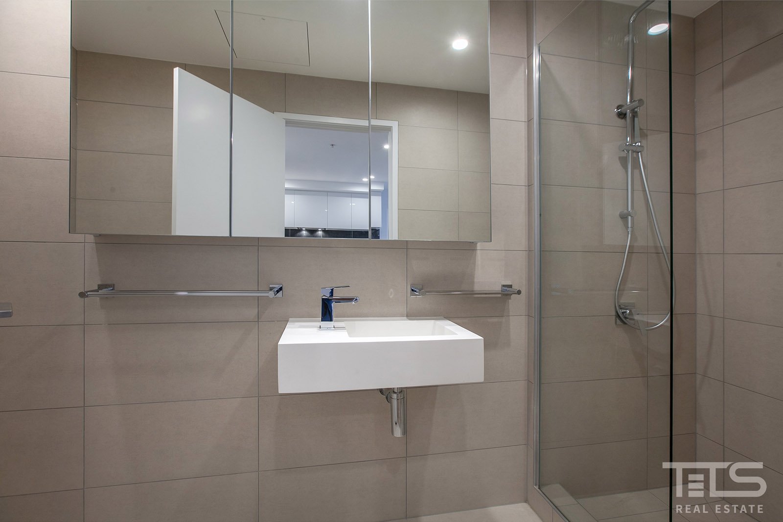 407/80 Lynch Street, Hawthorn image 6