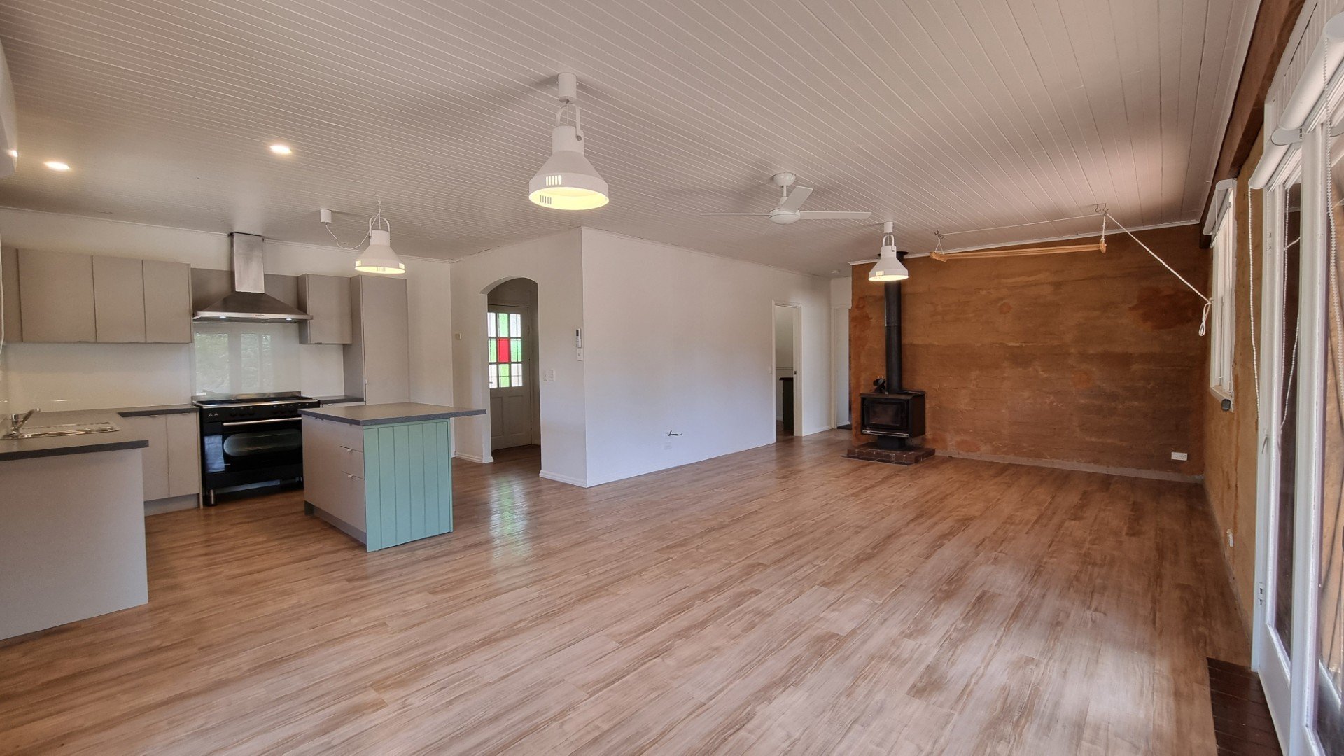 408 Sinclairs Lane, Walmer image 2