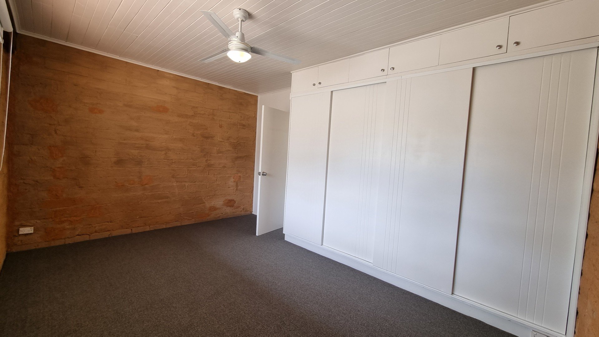 408 Sinclairs Lane, Walmer image 6