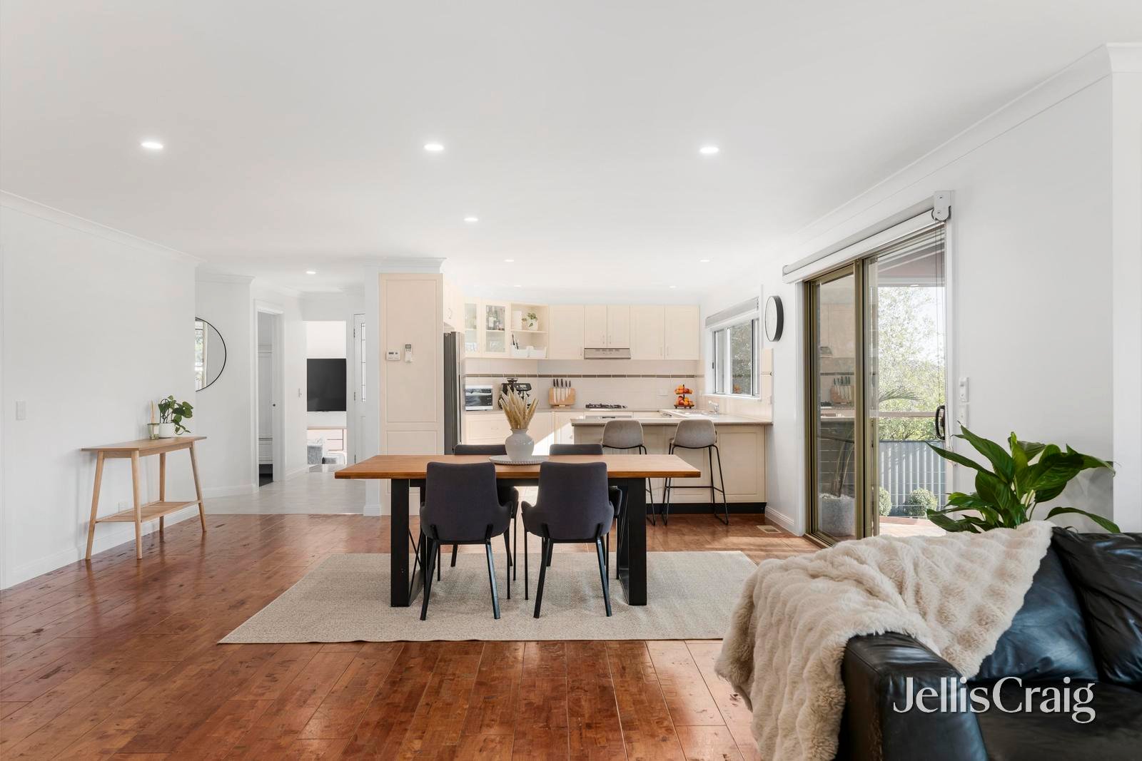 408 Warburton Highway, Wandin North image 10