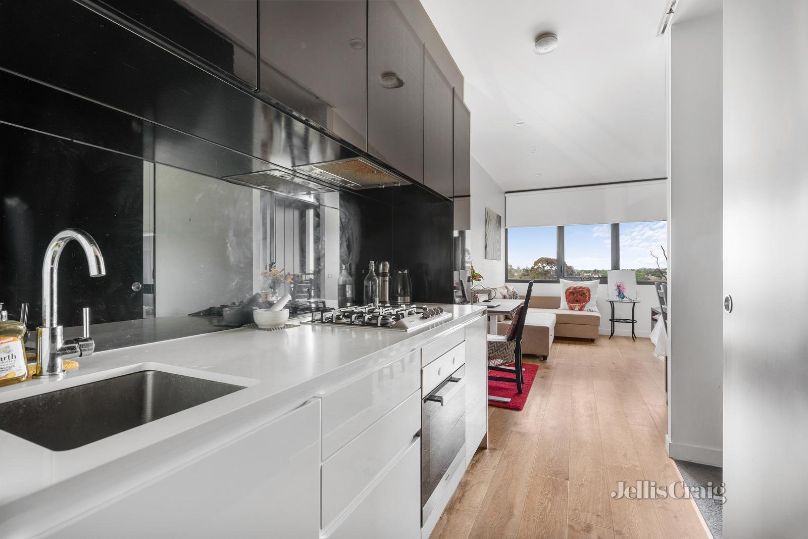 408/12 Albert Street, Hawthorn East image 4