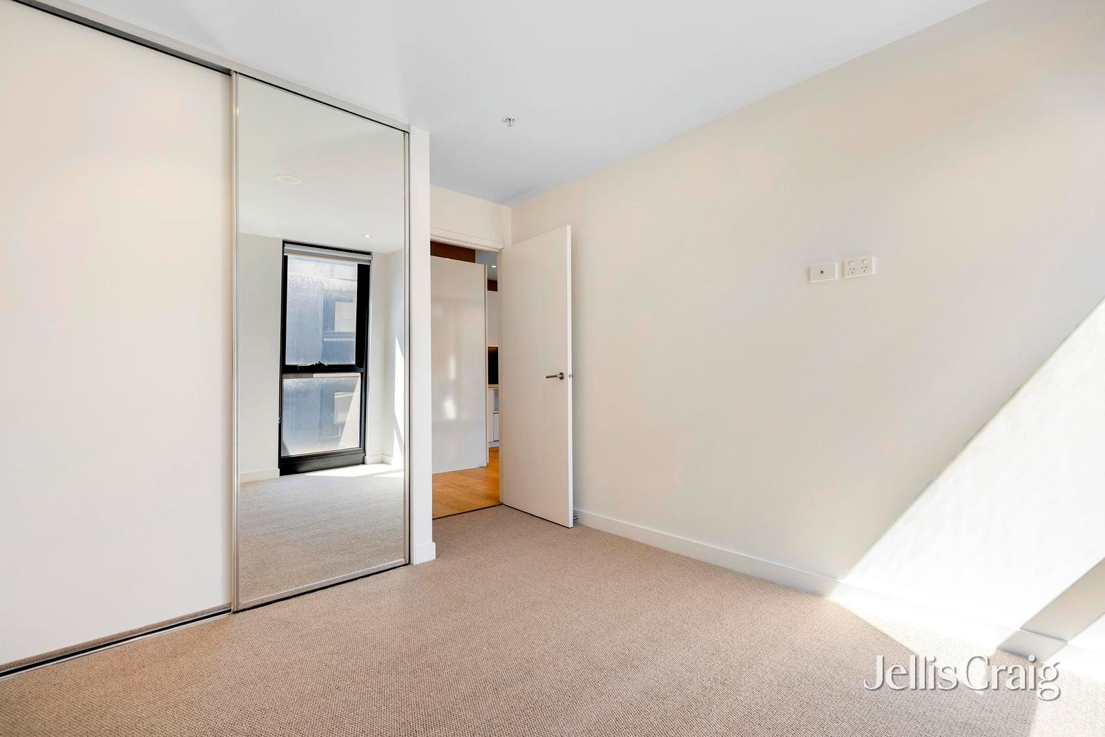 408/20 Queen Street, Blackburn image 7