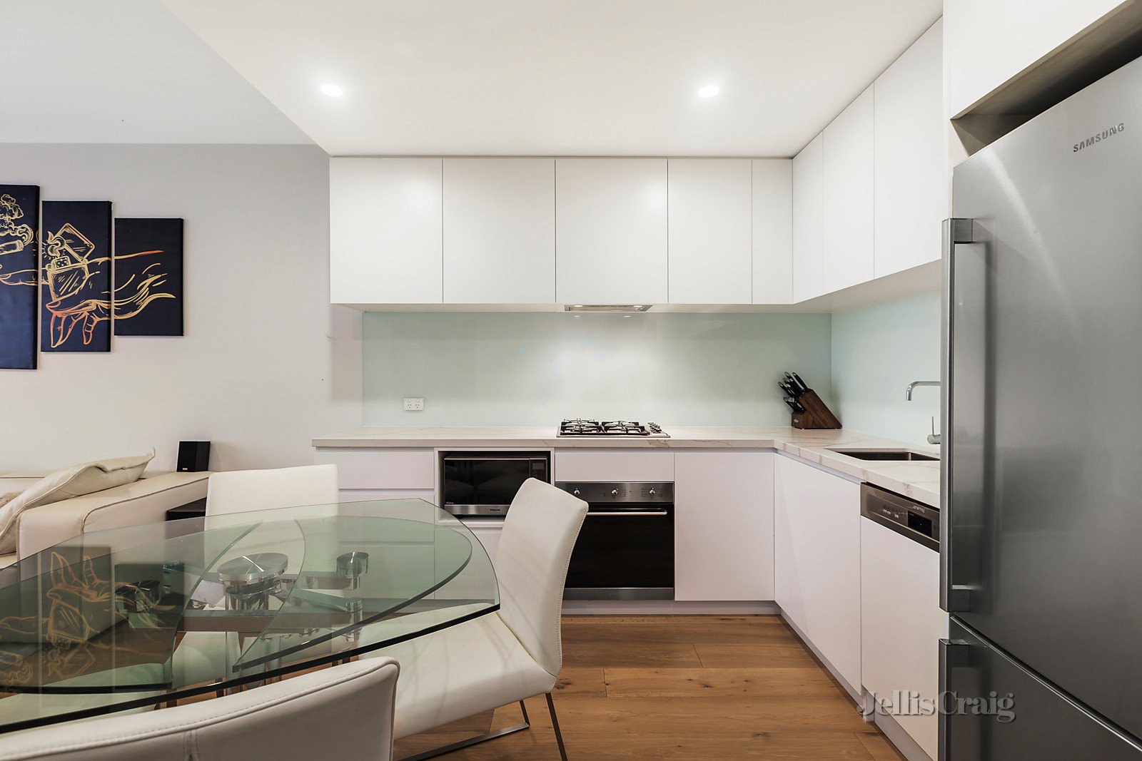 408/7 Red Hill Terrace, Doncaster East image 4