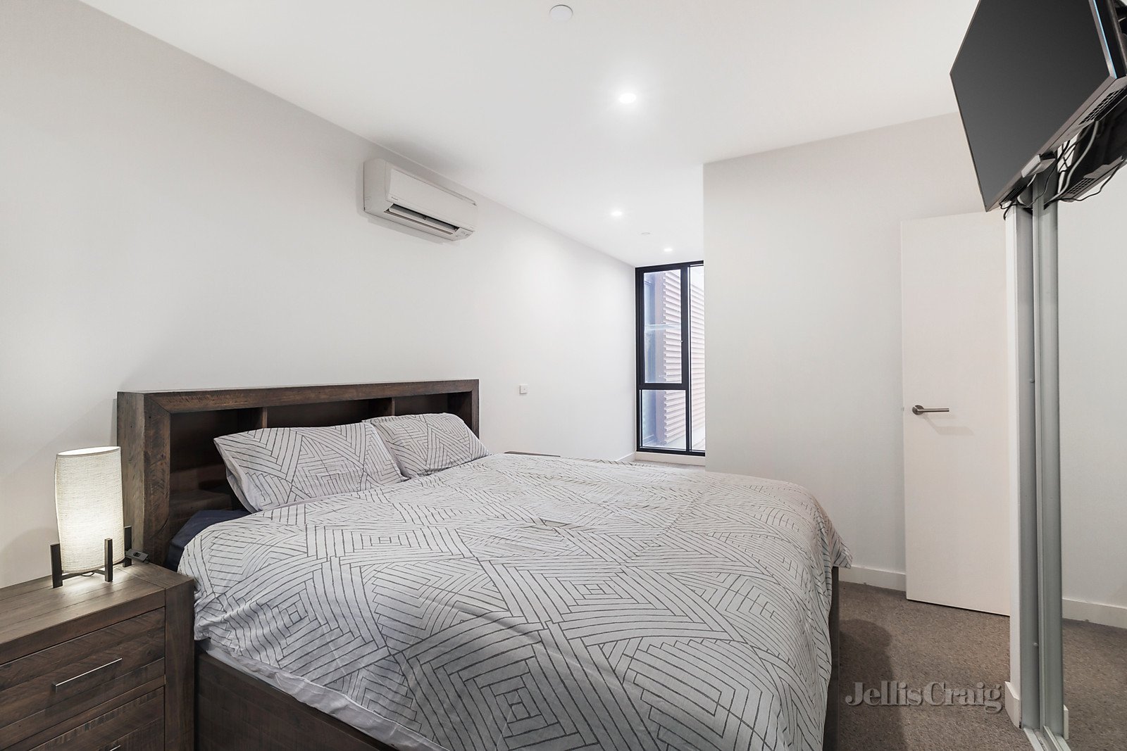 408/7 Red Hill Terrace, Doncaster East image 5