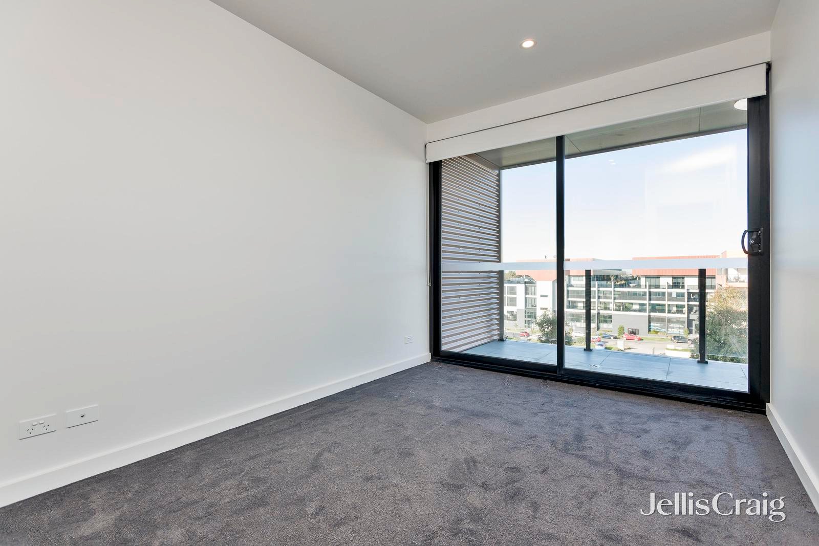 408/88 La Scala Avenue, Maribyrnong image 3