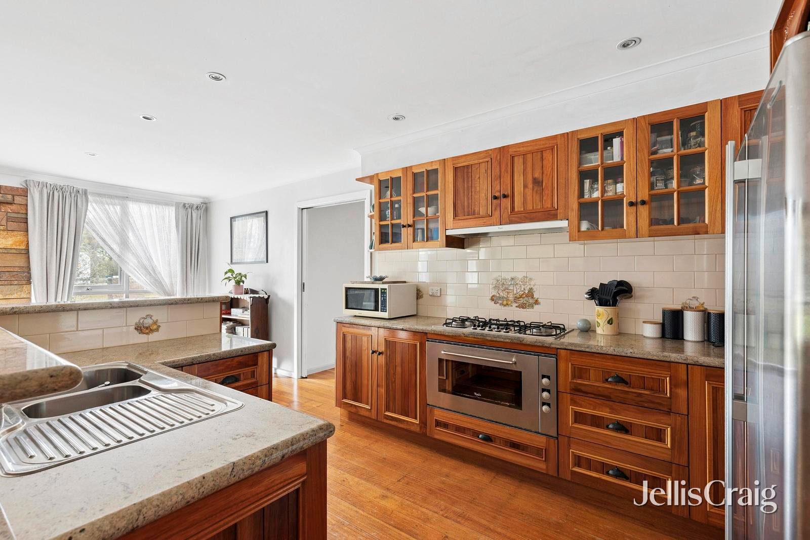 409-411 Princes Highway, Corio image 5