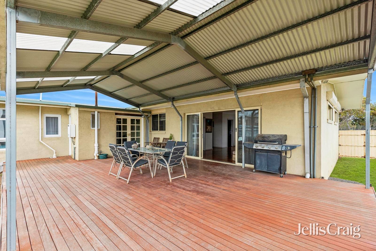 409-411 Princes Highway, Corio image 13