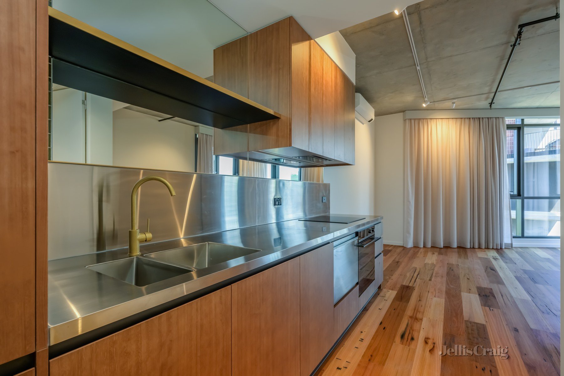 409/16 Walker Street, Northcote image 2