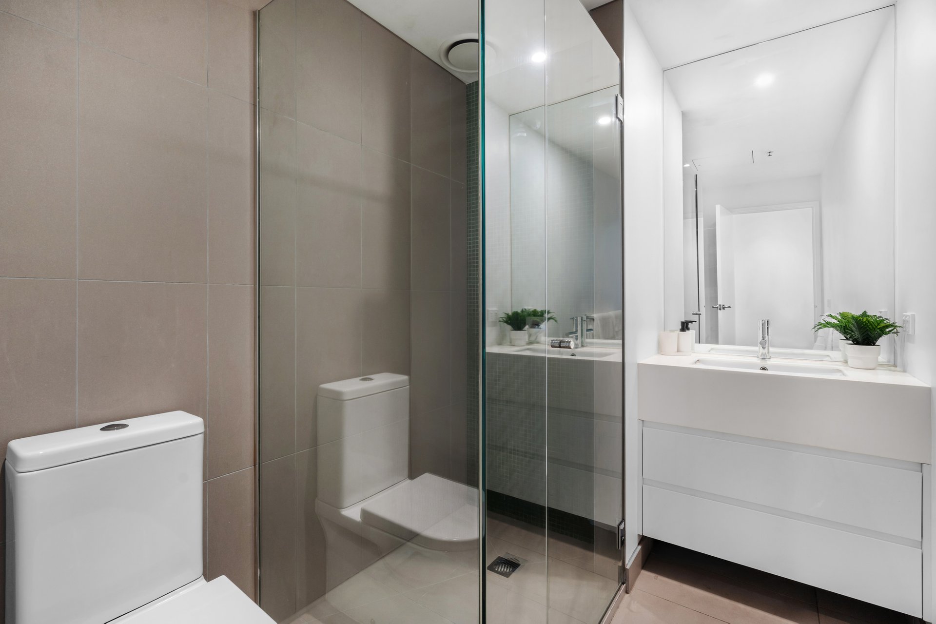 Property Gallery Thumbnail 5