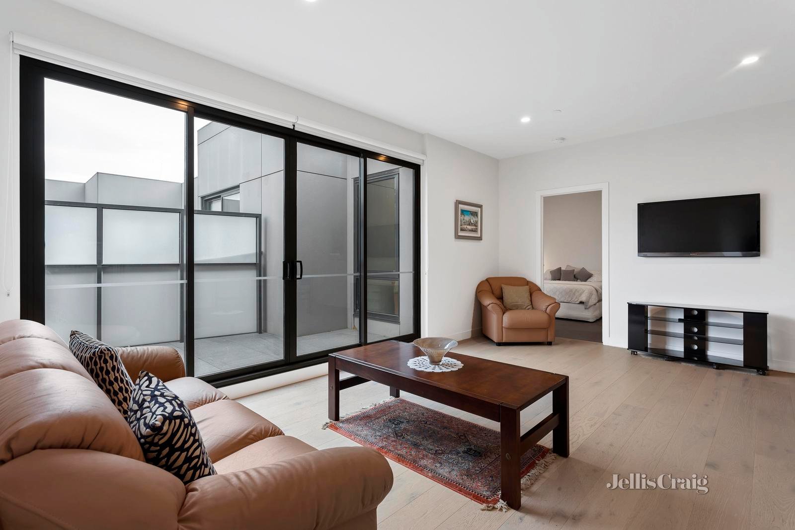 409/210 Reynolds Road, Doncaster East image 2