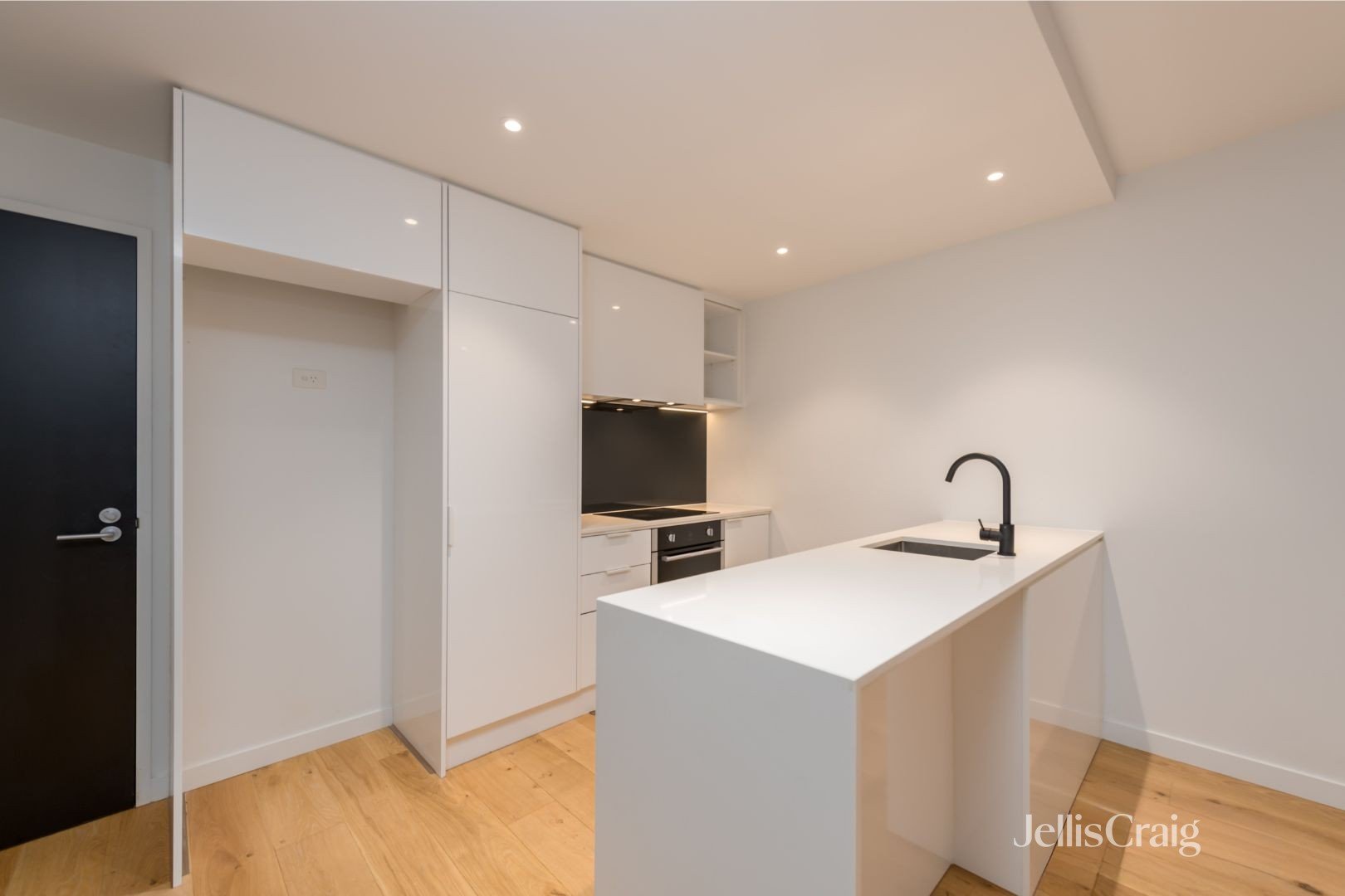409/22-26 Barkly Street, Brunswick East image 3