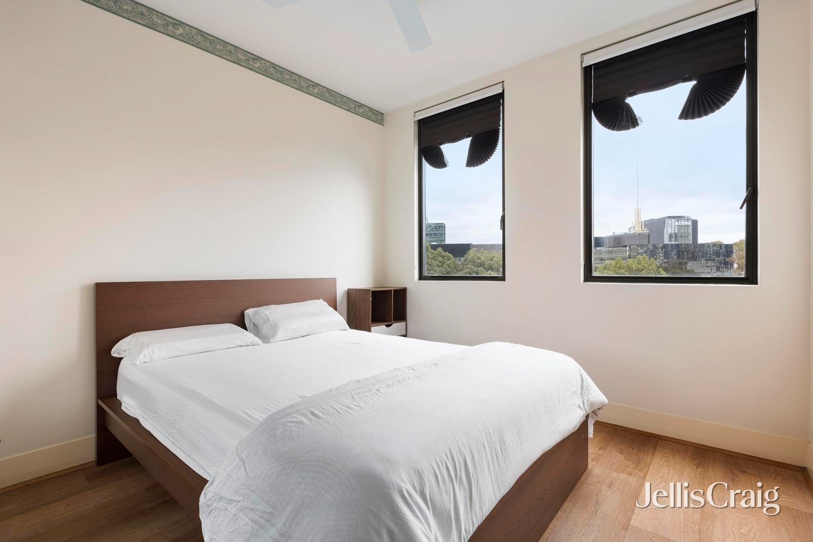 409/221 Sturt Street, Southbank image 3