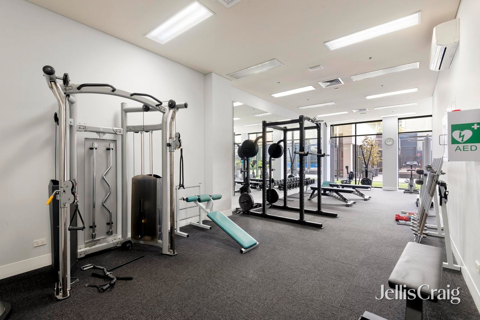 409/221 Sturt Street, Southbank image 9