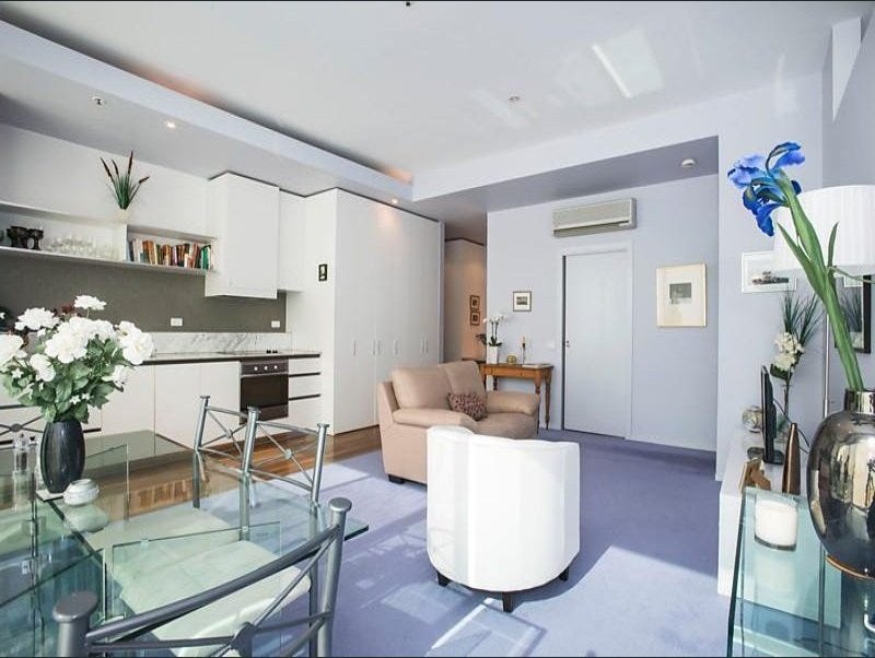 409 / 320 St Kilda Road MELBOURNE