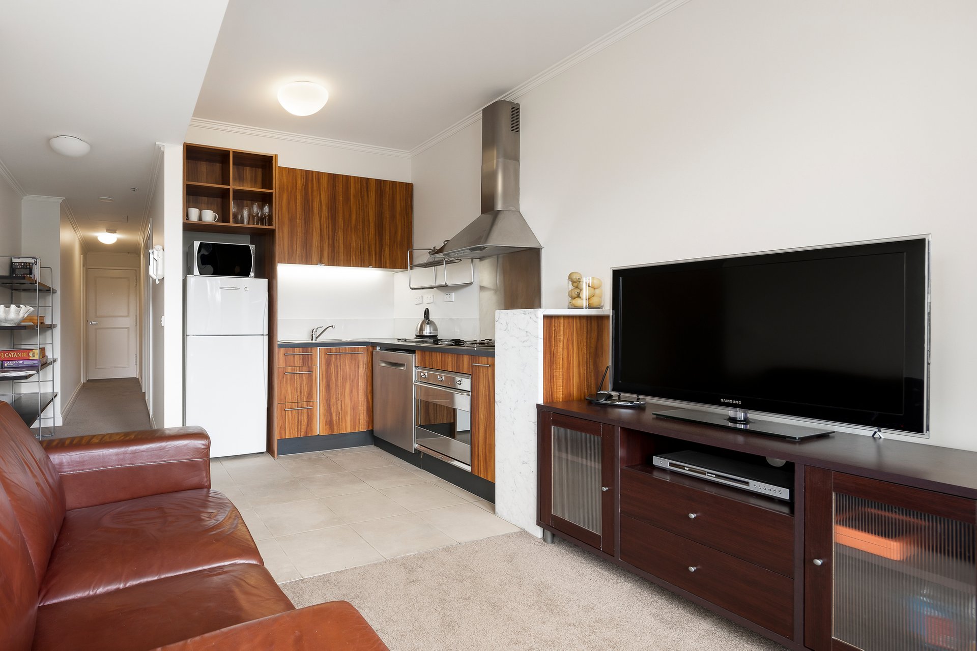 409/360 St Kilda Road, Melbourne image 3