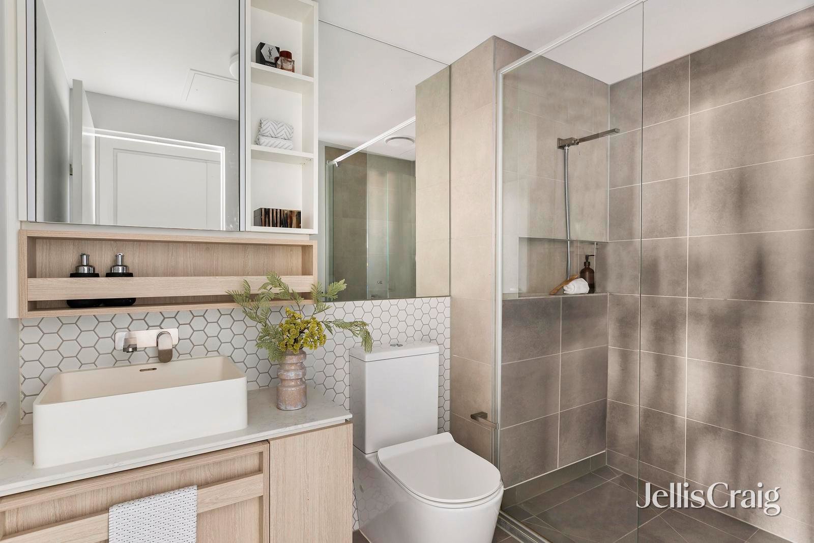 409/40 Hall Street, Moonee&nbsp;Ponds image 6