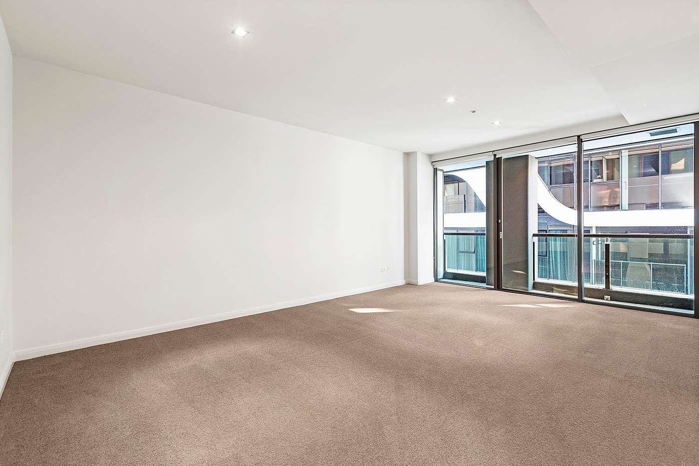Property Gallery Thumbnail 4
