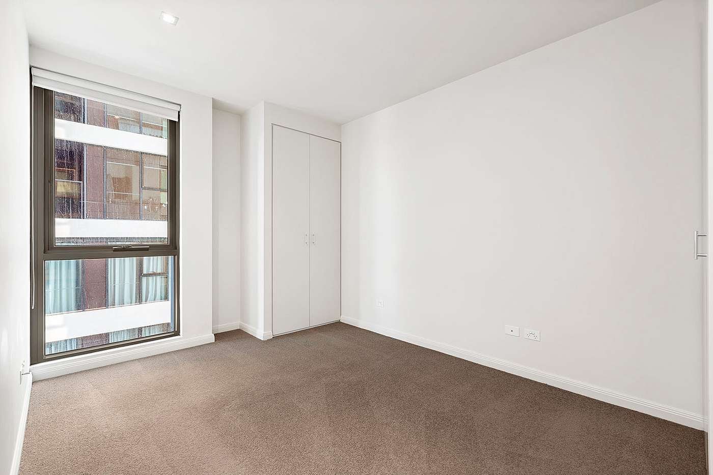 Property Gallery Thumbnail 5