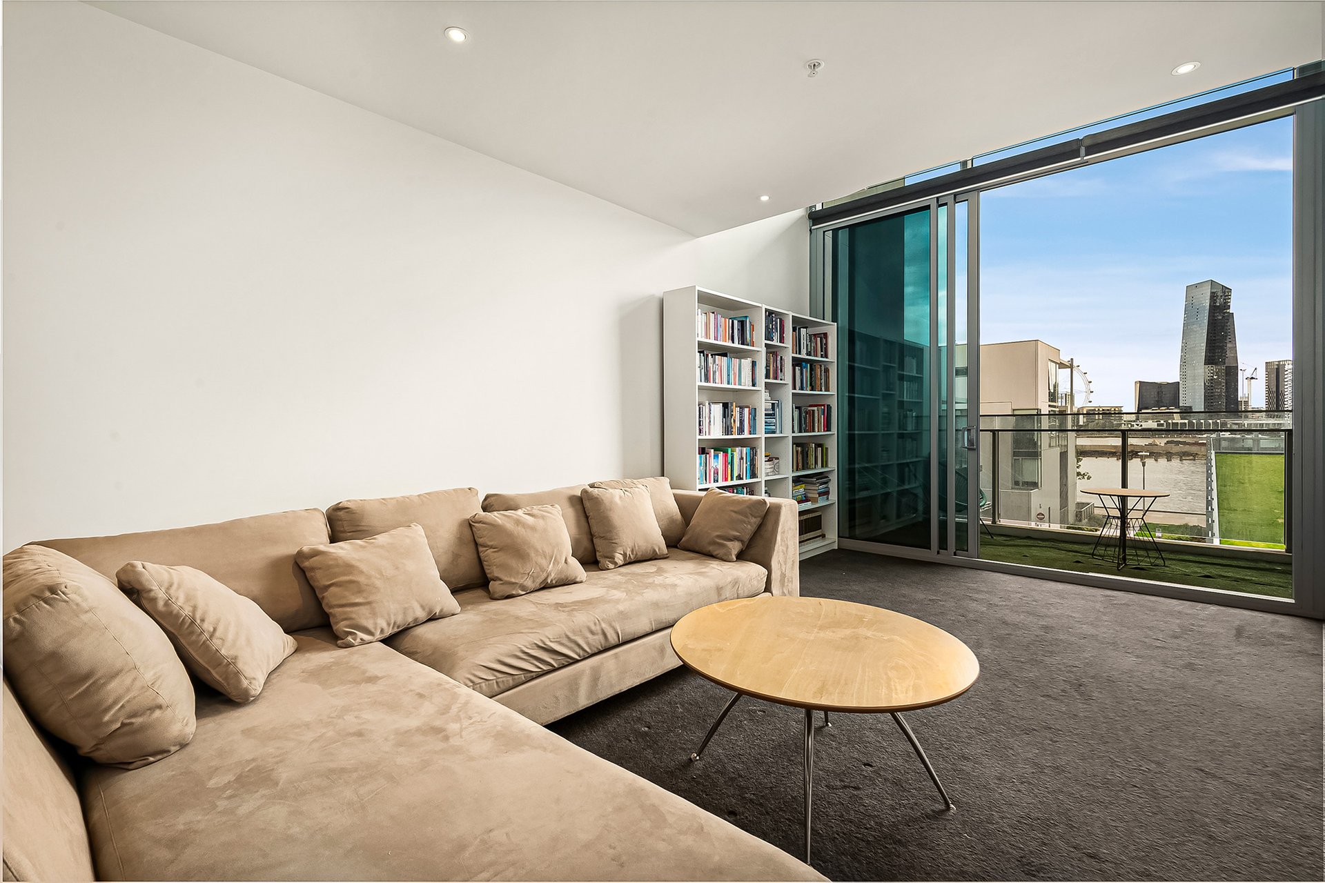 Property Gallery Thumbnail 2