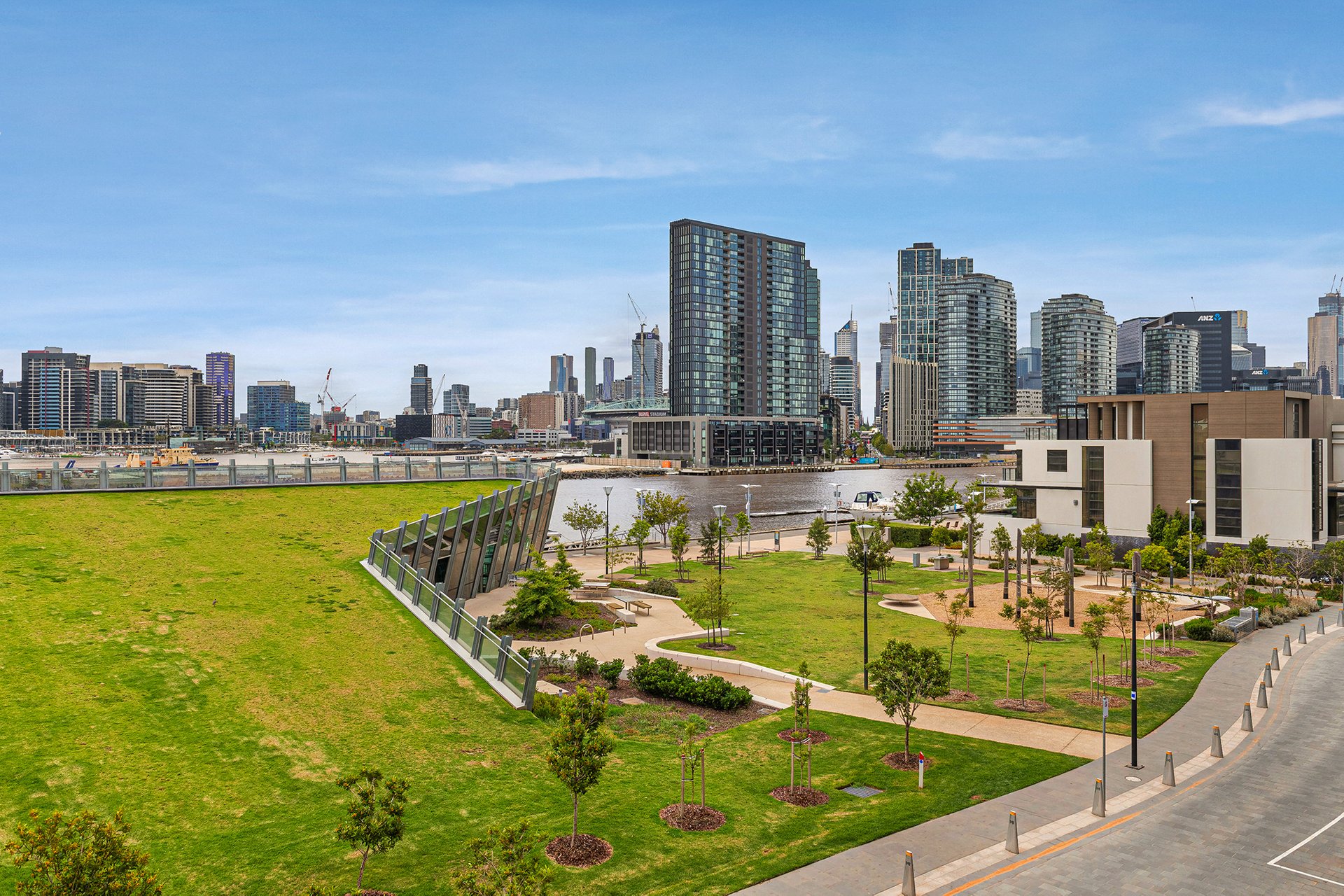 Property Gallery Thumbnail 3