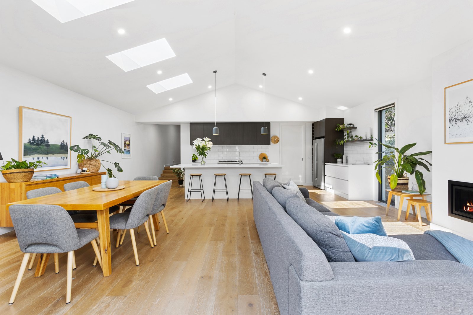 Property Gallery - Main Image