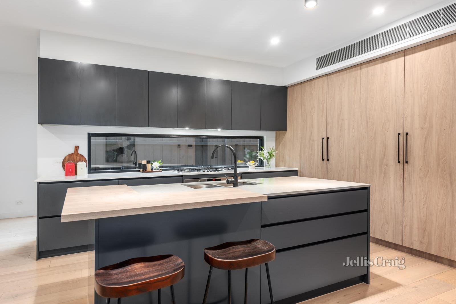 40a Thomasina Street, Bentleigh East image 3