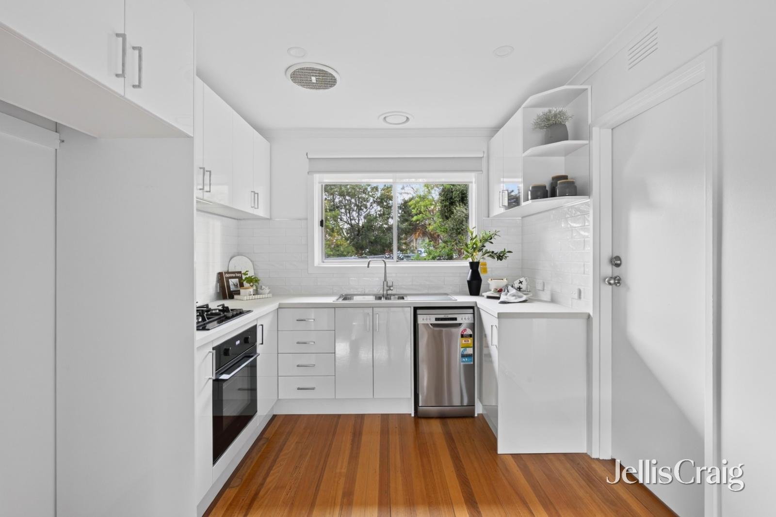 4/1-3 McDowell Street, Greensborough image 5