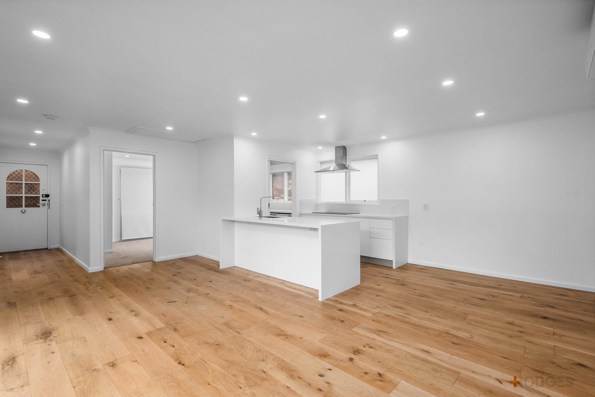 4/1-3 Venice Street Mentone