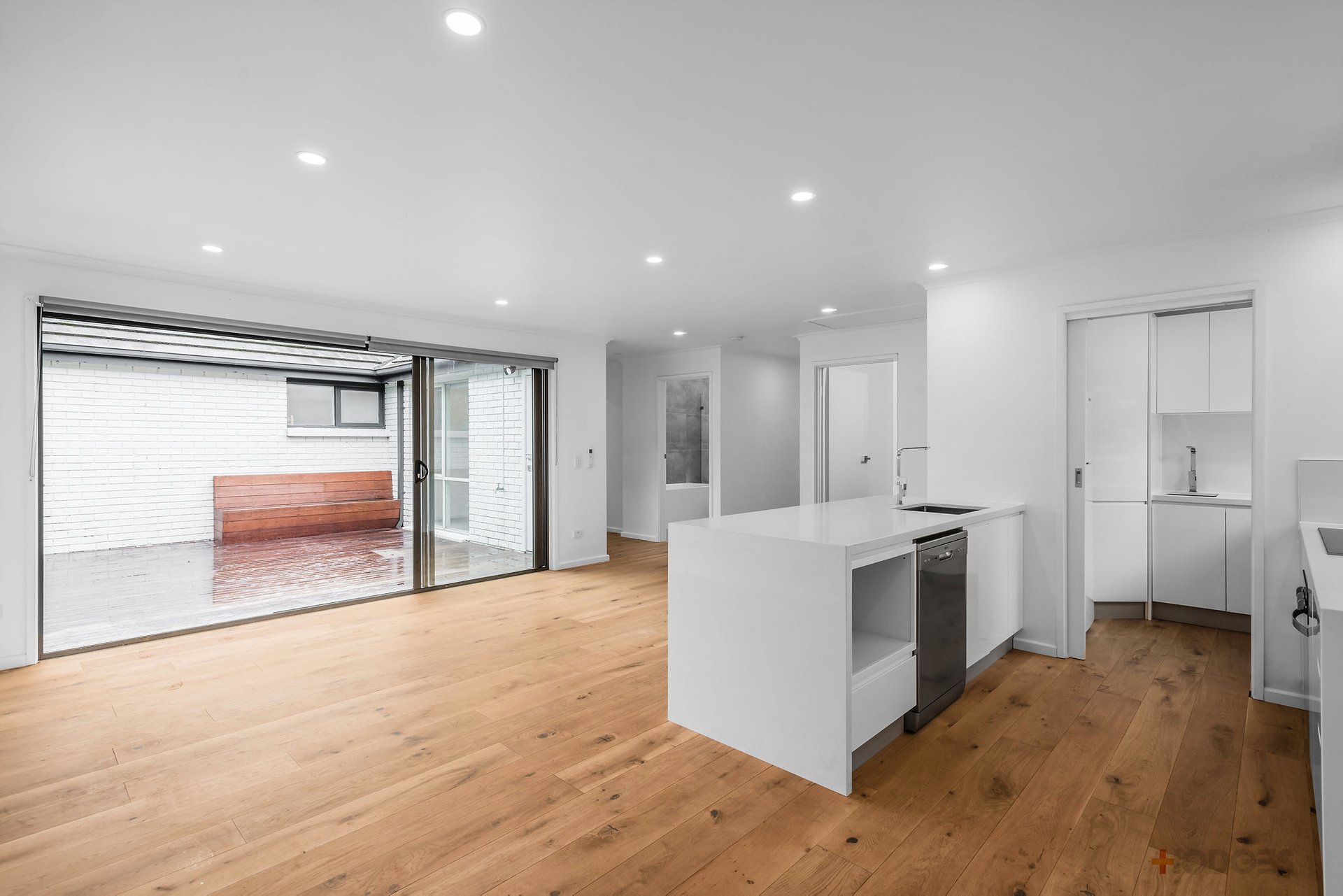 4/1-3 Venice Street Mentone