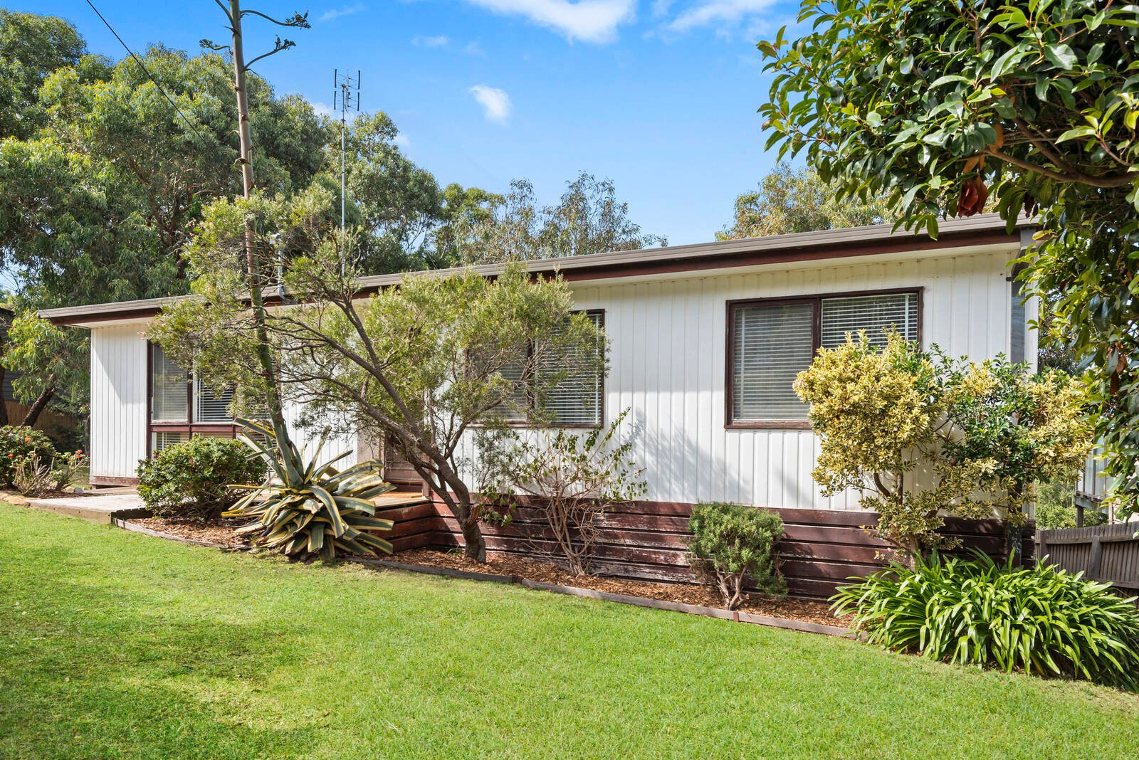 Property Gallery Thumbnail 3