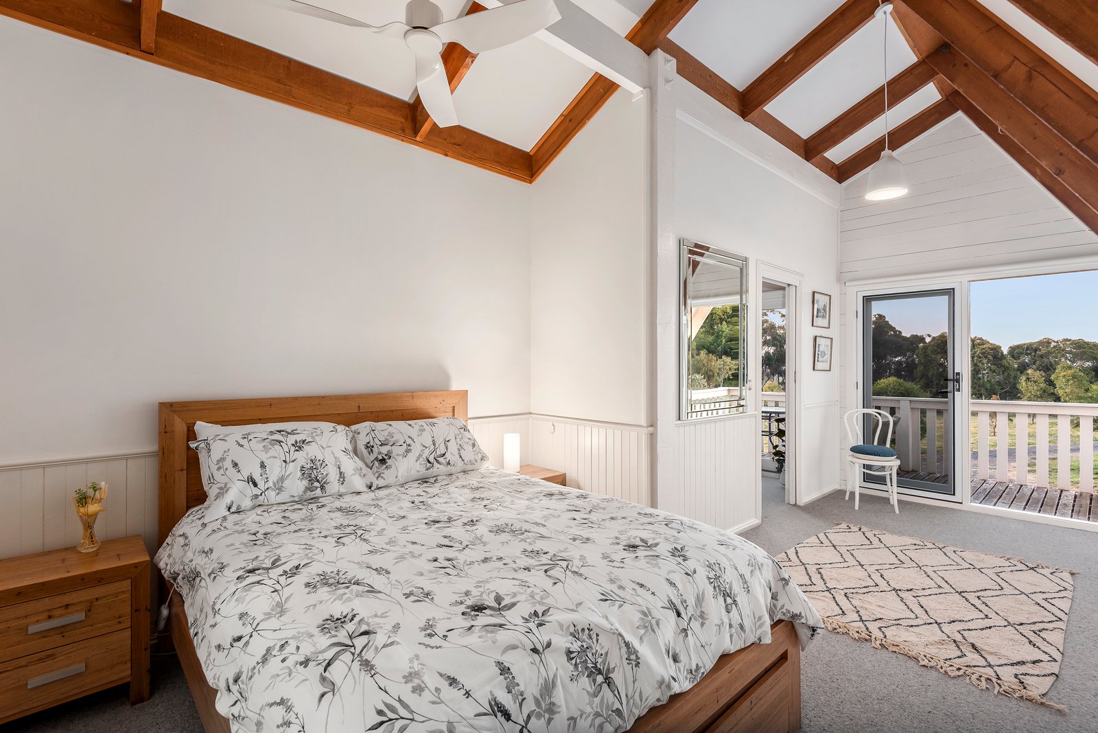Property Gallery Thumbnail 14
