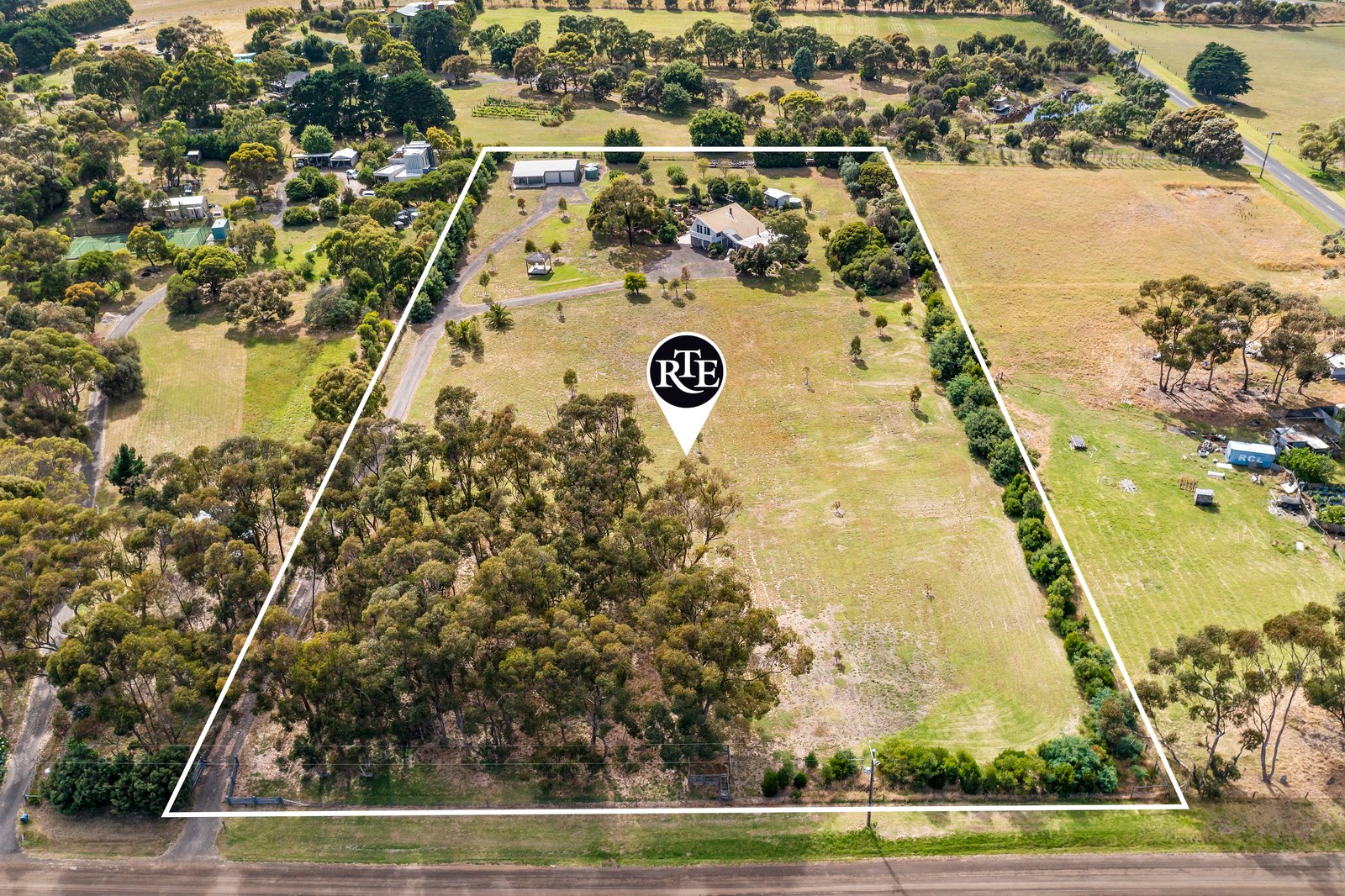 Property Gallery Thumbnail 29