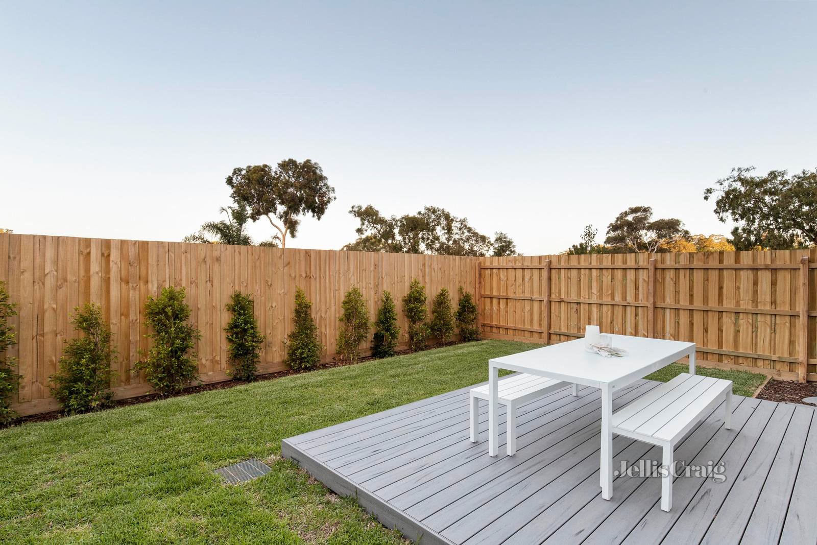 4/1 Allens Road, Montmorency image 18