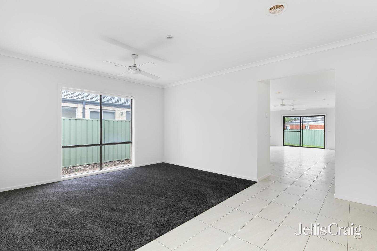 41 Amesbury Avenue, Wyndham Vale image 8