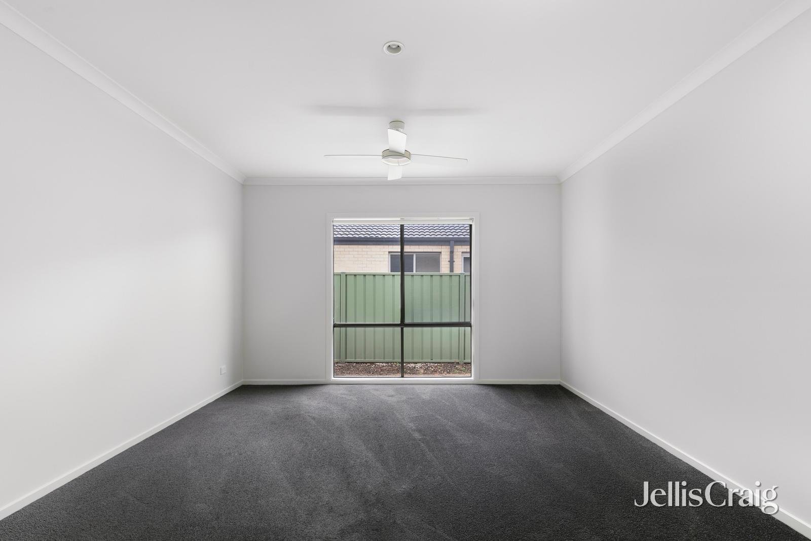 41 Amesbury Avenue, Wyndham Vale image 13