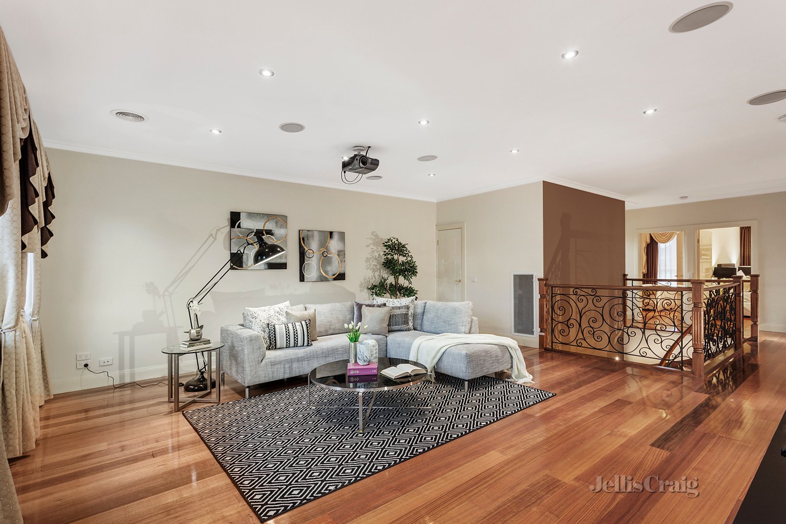 41 Arthur Street, Burwood image 3