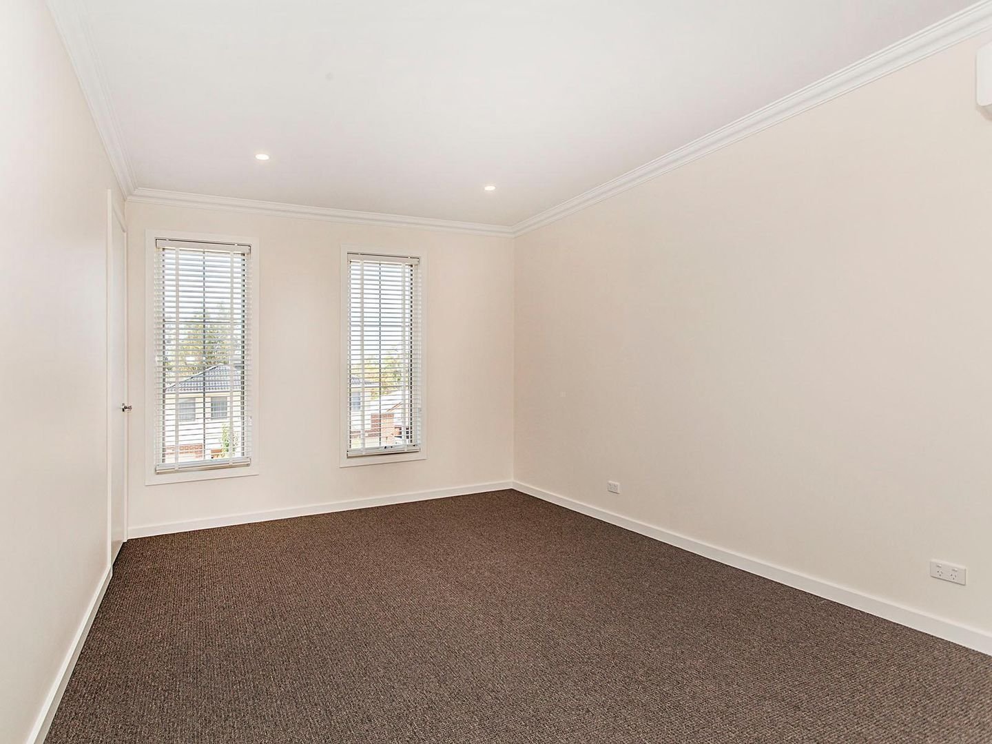 41 Barkly Terrace, Mitcham image 6