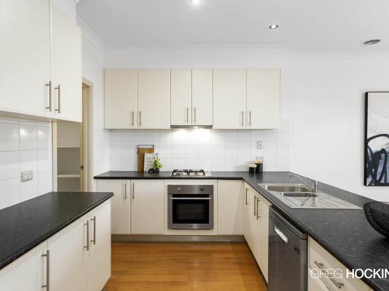 4/1 Basil Street, Newport image 6