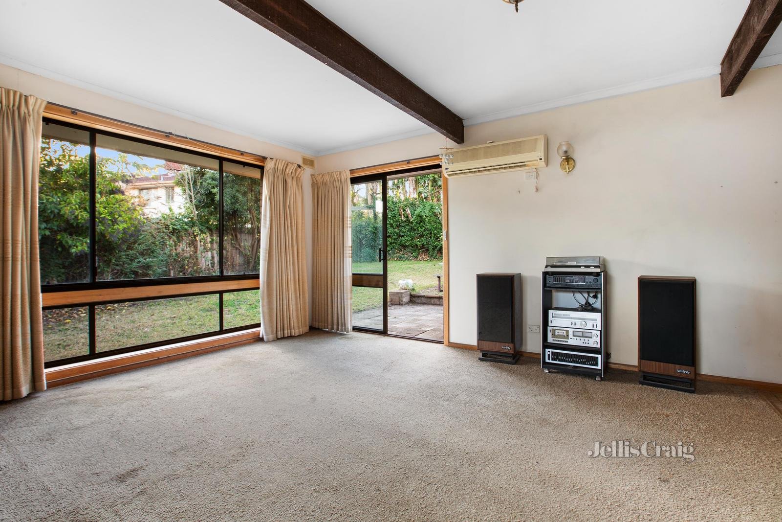 41 Bimbadeen Crescent, Yallambie image 4
