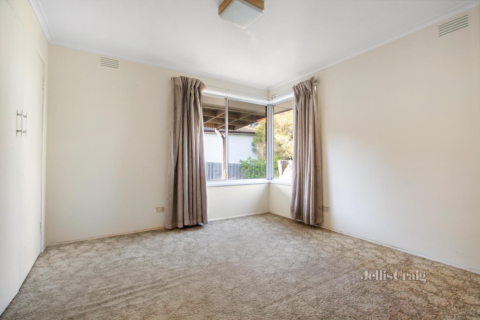 41 Bimbadeen Crescent, Yallambie image 11