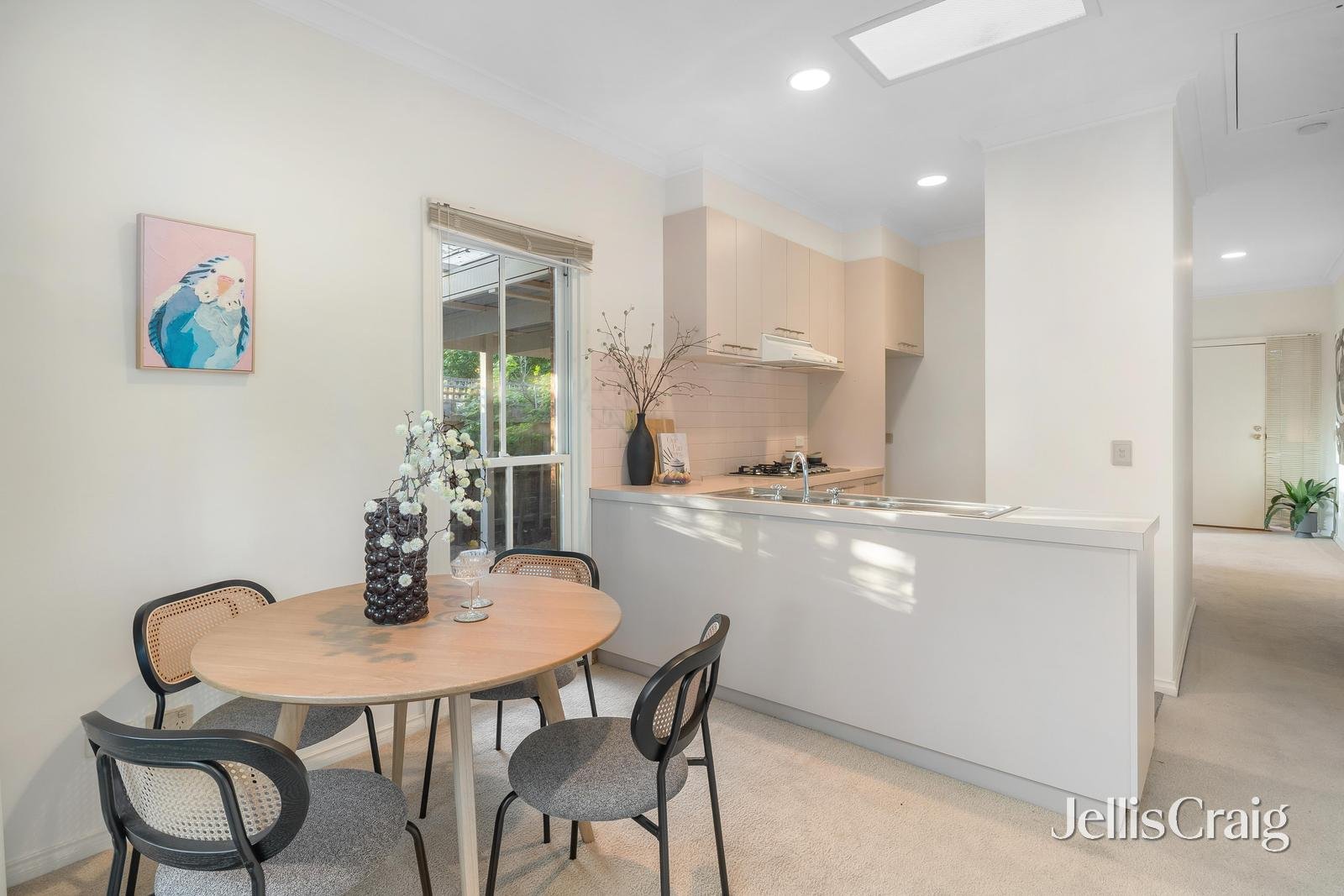4/1 Brenbeal Street, Balwyn image 3