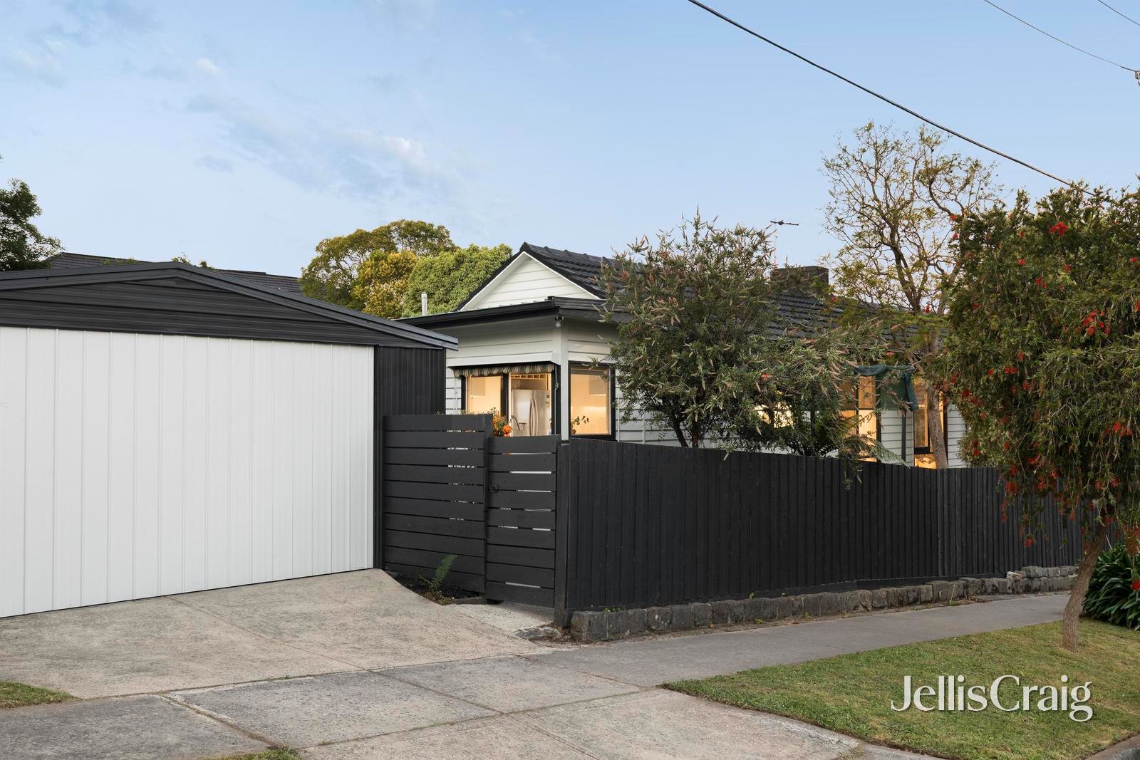 41 Bruce Street, Mount&nbsp;Waverley image 2