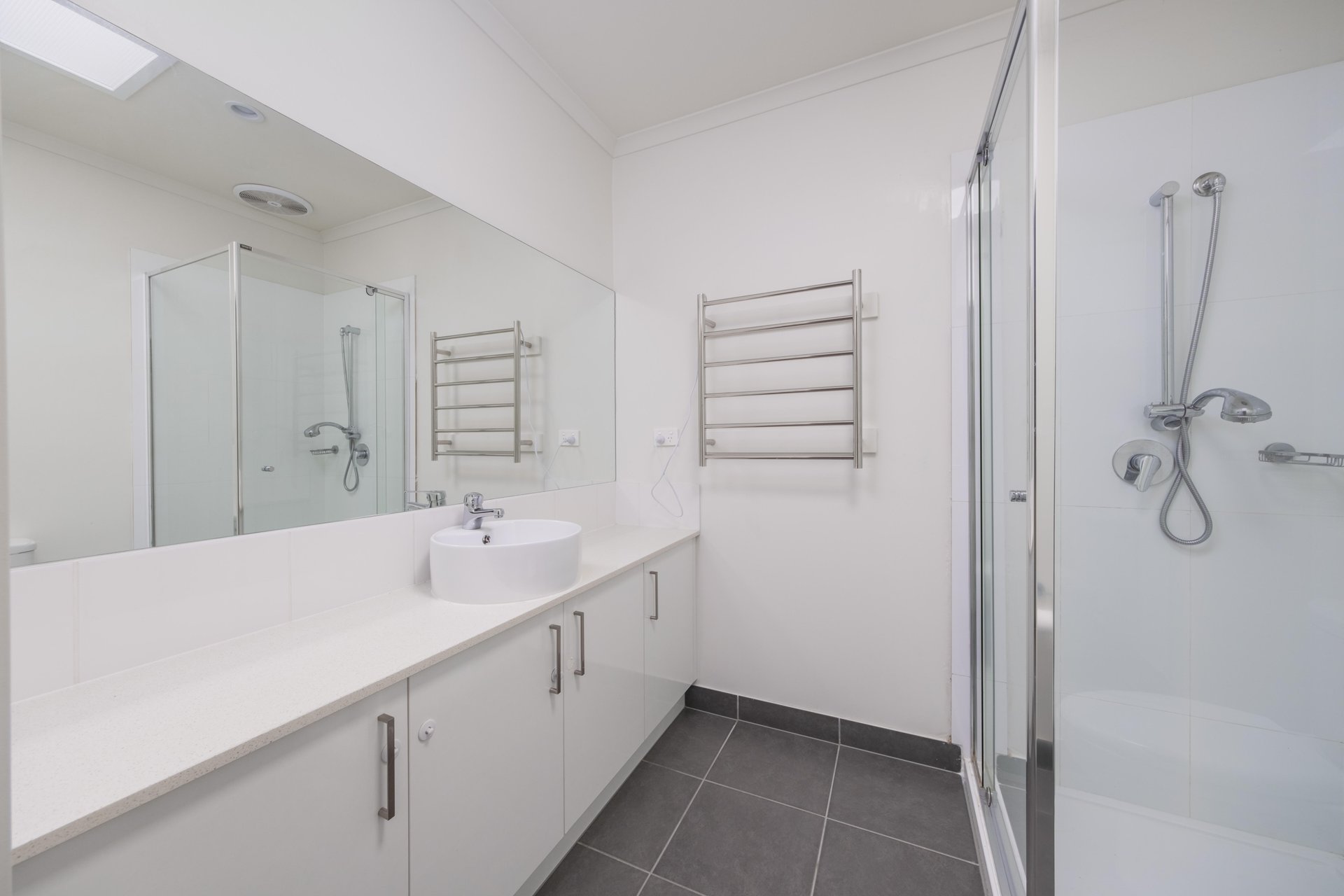 41 Cabernet Drive, Somerville image 5