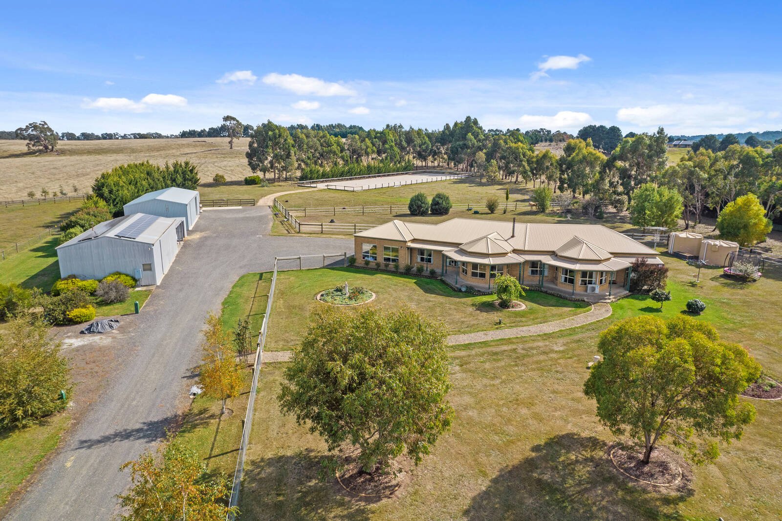 Property Gallery Thumbnail 3